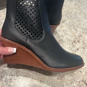 Women’s Size 9 Black Wedge Bootie’s NWOT